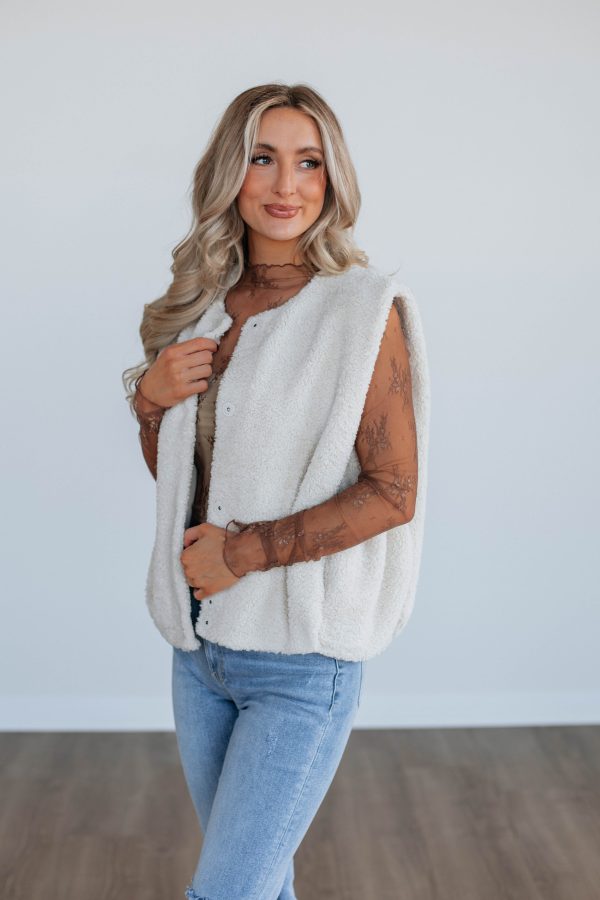 Lukea Sherpa Vest Online