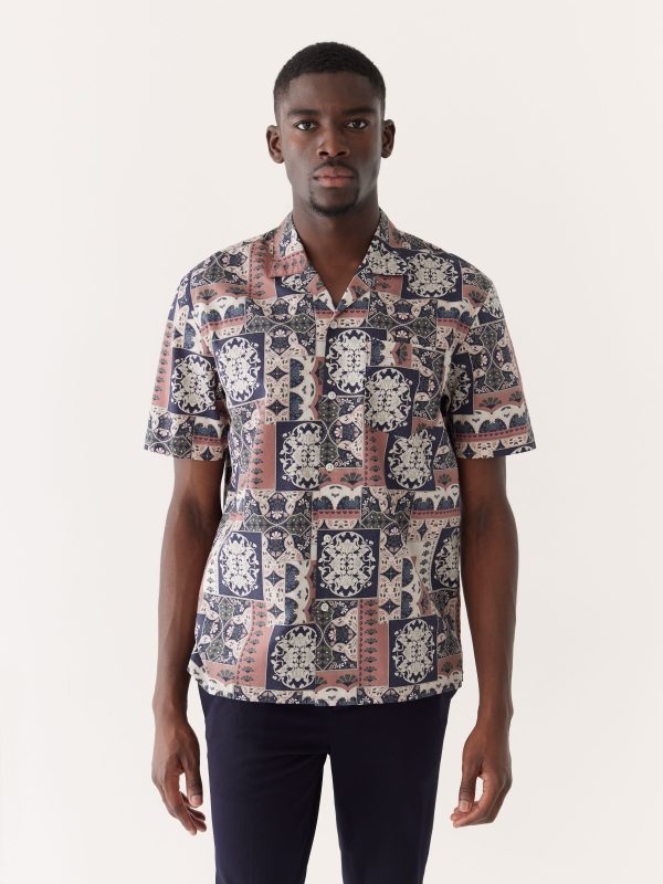 The Short-Sleeve Printed Camp Collar Shirt in Cognac Sale