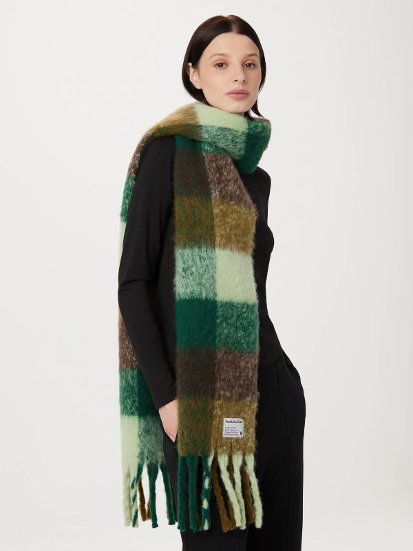 The Check Fuzzy Scarf in Bottle Green Cheap