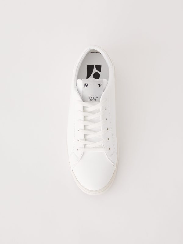 The Thousand Fell x Frank And Oak Sneaker in White For Discount