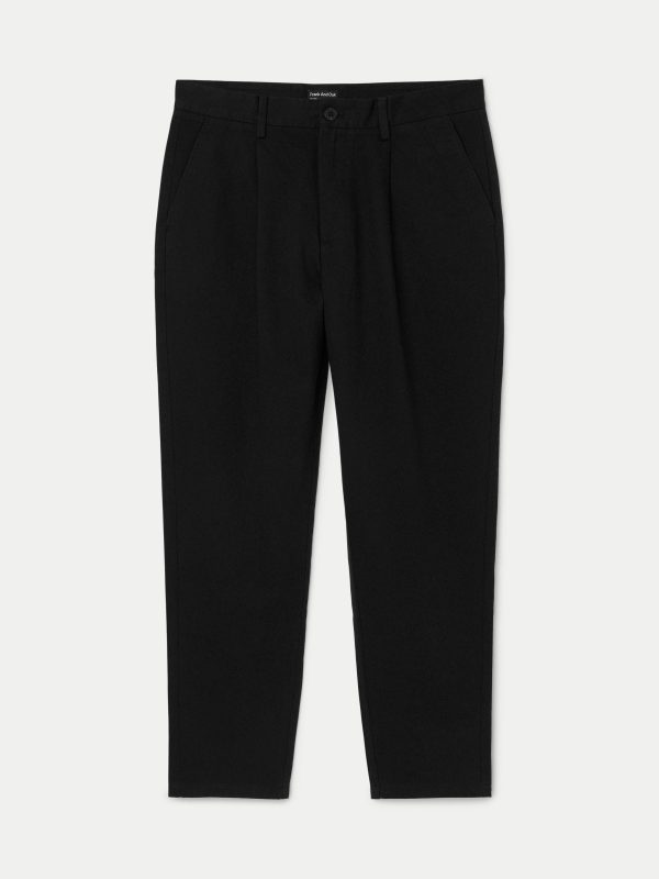 The Jamie Pleated Chino Pant in Black Online