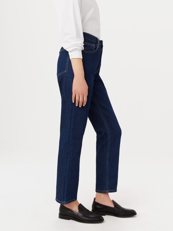 The Cyndi Straight Jean in Dark Wash Discount