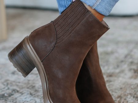 On Your Mind Boots - Coffee Online Sale