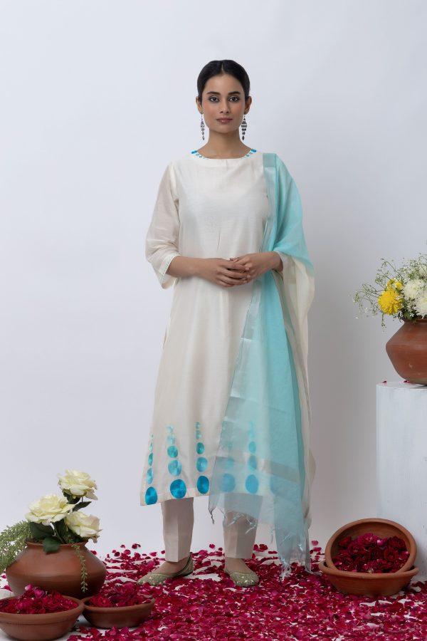 OFF WHITE HAND EMBROIDERED KURTA SET Supply