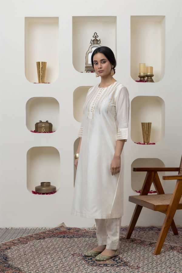 OFF WHITE CHANDERI GOTA WORK KURTA SET Fashion