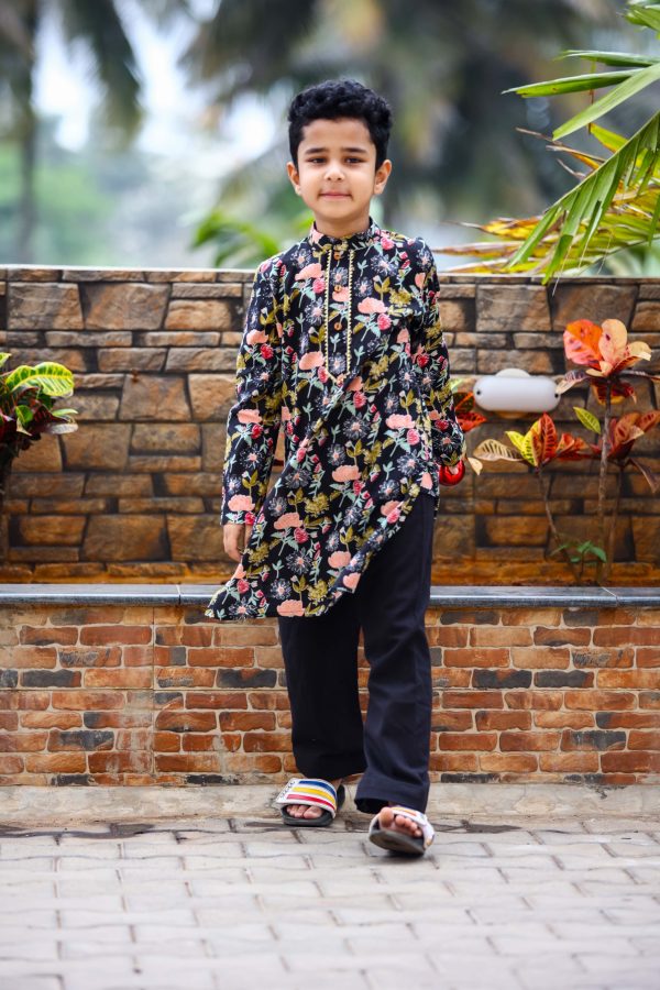 BLACK GOTAPATTI KURTA PAJAMA SET Discount