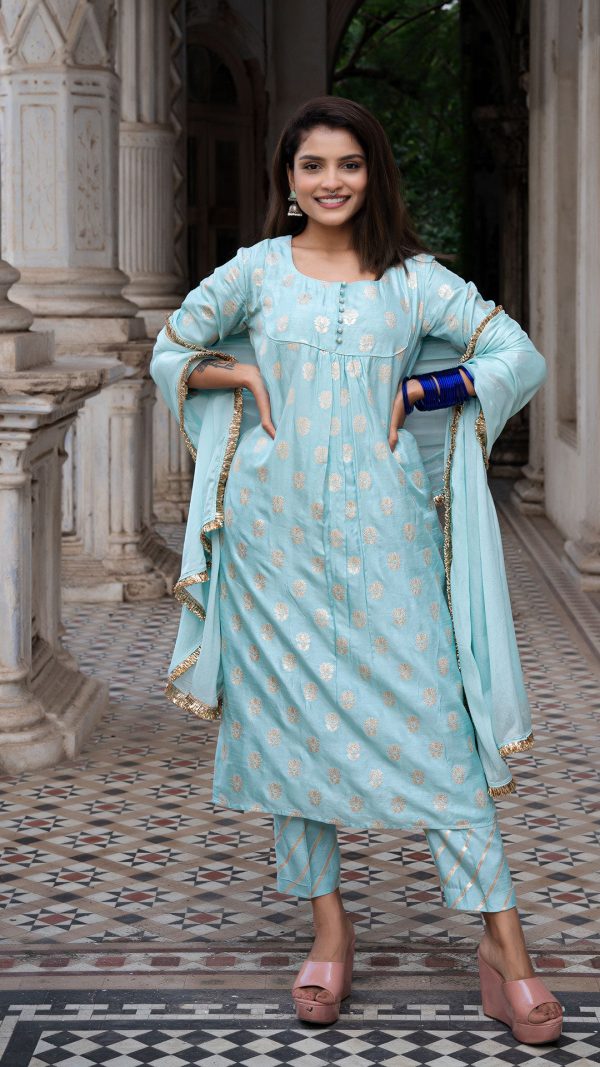 AARYAH POWDER BLUE KURTA SET IN SILK (Kurta + Pants + Dupatta) Sale