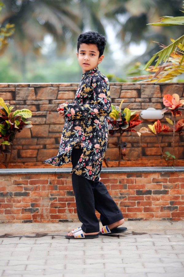 BLACK GOTAPATTI KURTA PAJAMA SET Discount