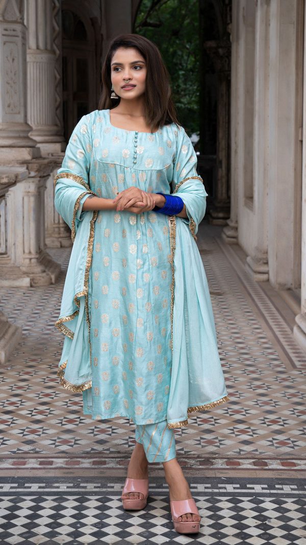 AARYAH POWDER BLUE KURTA SET IN SILK (Kurta + Pants + Dupatta) Sale