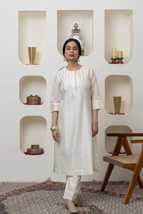 OFF WHITE CHANDERI GOTA WORK KURTA SET Fashion