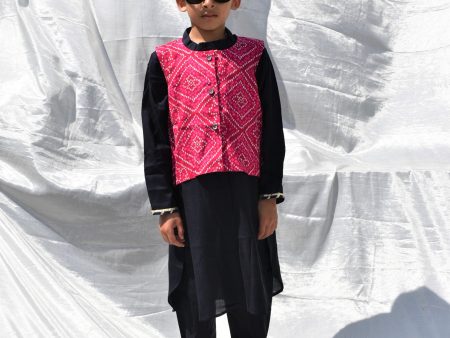 Bhandhani Boys Set of 3 - Kurta Payjama and Jacket Supply