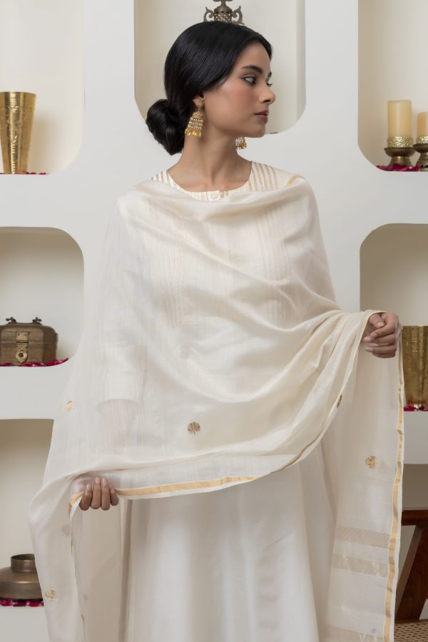 OFF WHITE CHANDERI GOTA WORK KURTA SET Online